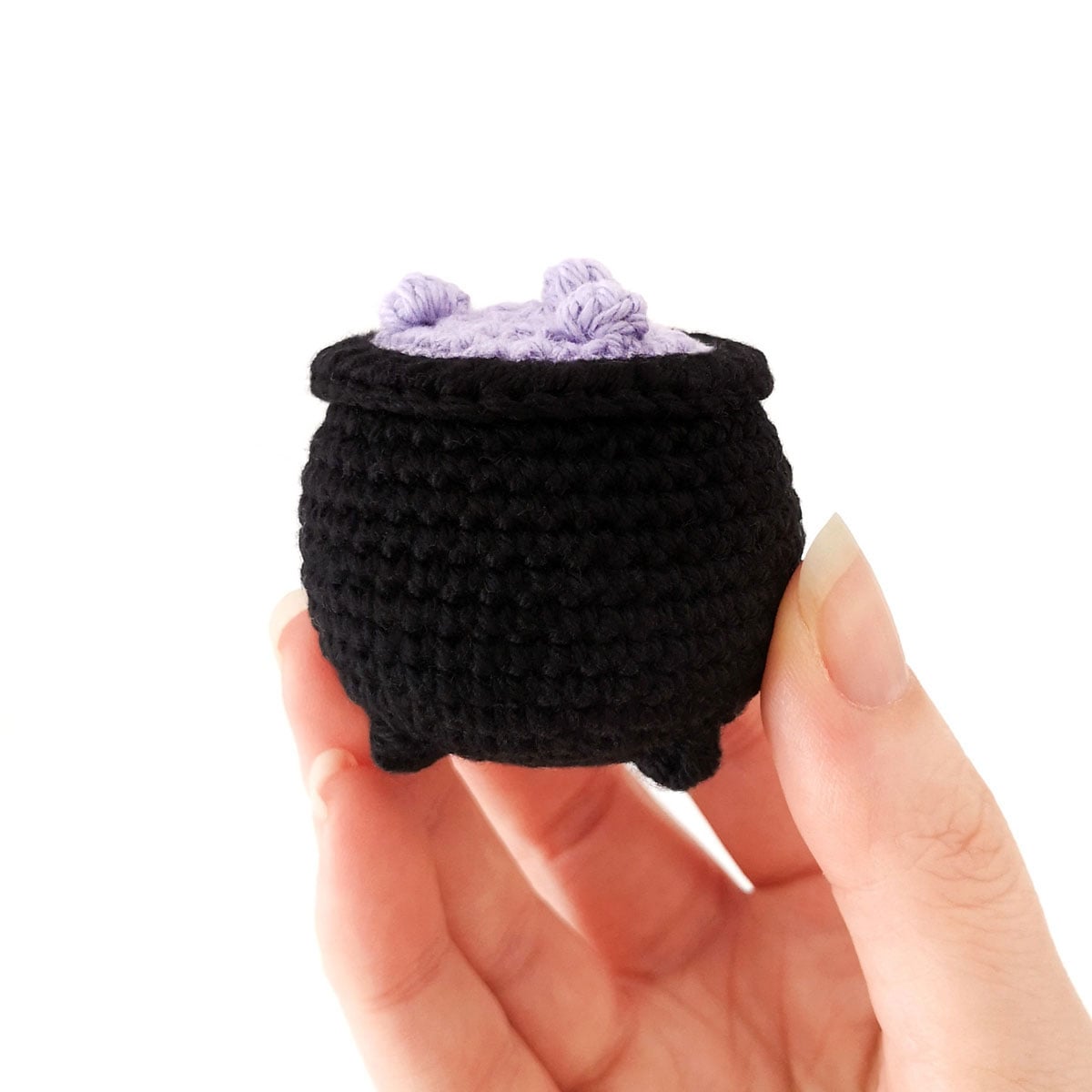 Cauldron Pattern No-Sew Mini Crochet Cauldron Pattern (Free!)