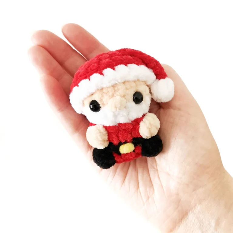 No-Sew Crochet Santa Pattern