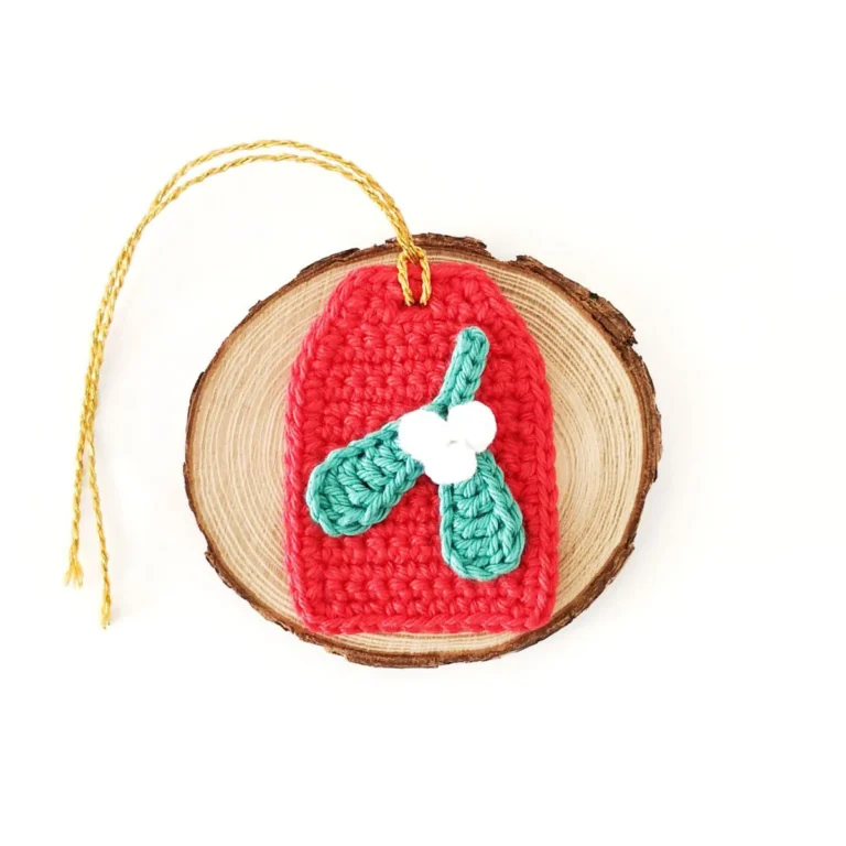 Crochet Mistletoe Applique Pattern