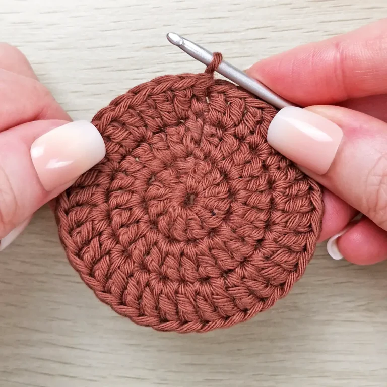 Chainless Starting Double Crochet & Seamless Join Tutorial